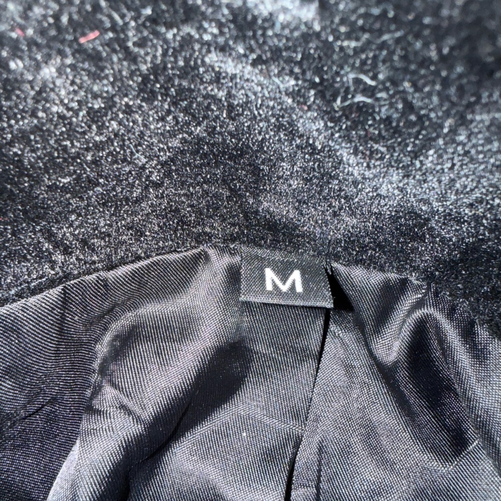 Women's Black Velvet Blazer with Gold Embroidery - Picture 7 of 8